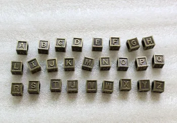 104PCS Antiqued bronze alfabet bogstav cube perler w/store hul #23485