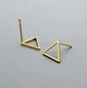 10Pairs Mode små geometriske linje trekant øreringe med nitter åbent metal trekant stud øreringe, smykker til kvinder