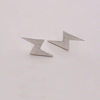 1Pair Naturlig Sølv Farve Øreringe Børstet Overflade Korte Flash Nitter Geometriske Øreringe Kvinder koreansk Stil, Mode Smykker