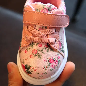 2017 nye små blomster pige barn sko baby åndbar mode søde casual sko