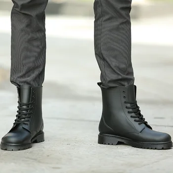 2018 ankel støvler til mænd regn støvler sommer støvler PVC rainboots solid cross-bundet fashion herre gummi