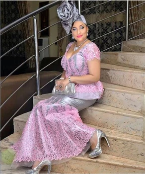 2018 Hot salg nigerianske afrikanske lace fabrics fransk lace satin gold line brude blonde stof til bryllup part kjole 5yds C8415
