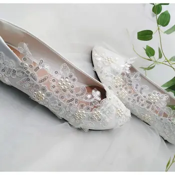 2018 nye design sølv pailletter hvide blonder bryllup sko kvinde flad hæl runde tæer perler brude sko plus size ballerinasko