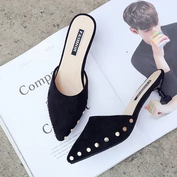 2018 nye mode dias kvinde sko designer luksus mærke nitter spids tå muldyr damer, sandaler kvinder medium hæl sko rød