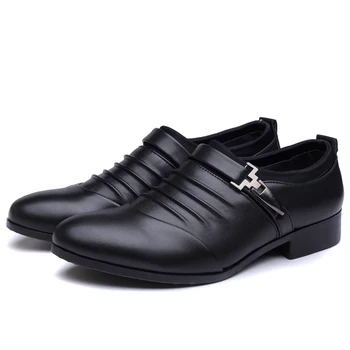 2018 sommer sandaler mænd sko luksus mærke slip på oxford sko til herre spids tå kjole sko læder bryllup sko mand, italien