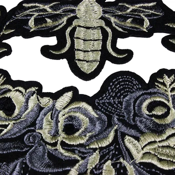 2pieces Mode Crown Bee blomsterbroderier Applikeret Stof Patches Motiv Badge for Jakke Tøj DIY Sy Tilbehør TH853