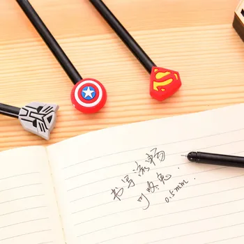 4 stk/masse Cartoon hero-serien gel penne til at skrive Søde superman batman, spiderman sort blæk pen for børn kontor skole levering
