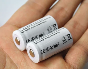 4stk 3,7 v 2200mAh CR123A genopladeligt lithium batteri+1stk dedikeret oplader 16340 kamera
