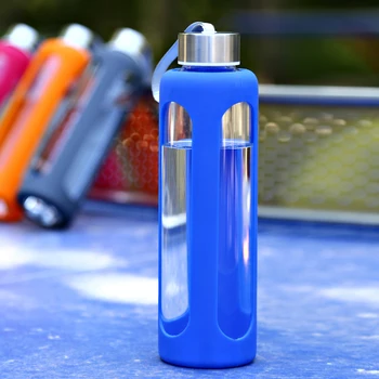 550ml Glas Vand Flaske, Sports Travel Flasker, Rustfrit Stål Hætte med Beskyttende Silikone Ærme (Blå,Orange,Rosa,Grå)