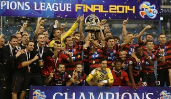 Asien league, champions league-fodbold klub i champions league-trofæet Gratis fragt