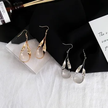 Den minimalistiske uregelmæssige øreringe personlighed vanddråber runde lange kvindelige mode smykker Retro øreringe