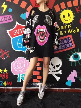 Efteråret kvinder fashion sort tegnefilm mouthlong Pin-sweatshirts med lange ærmer Løs Afslappede street-klip Hul sexet udskrivning broche