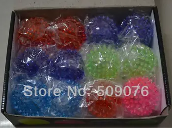 Gratis forsendelse 24pcs/masse 7,5 cm 6color gummi bold LED Blinker Spike Bolden, Rainbow Multi-farve lys, der Blinker Massage Party