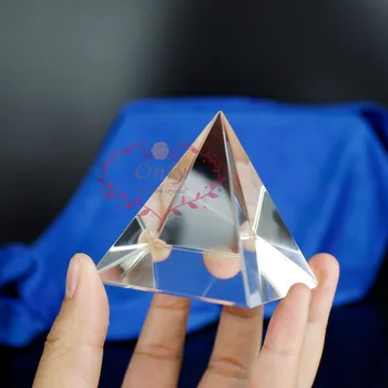 Gratis Forsendelse 60mm Natur Klar Kvarts Fengshui Krystal Glas Pyramide