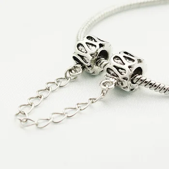 Gratis forsendelse Børns fødselsdag gave i et zigzag-mønster kæde mode charme perler passer til Pandora armbånd