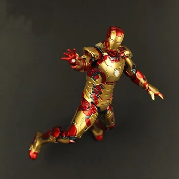 Gratis Forsendelse Marvel Iron Man 3 Figur Superhelt Iron Man Tonny Mark 42 Mark 43 PVC Figur Toy 18cm Chritmas Gave