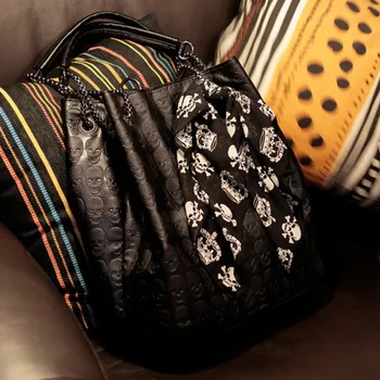 HISUELY 2017 Vintage Kraniet Skulder Tasker Kvinder Spand Pu Læder Med Silke Kvindelige Black Håndtasker Mænds Afslappet Kæde Tote Taske