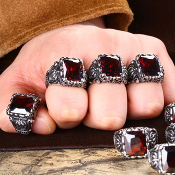 JHNBY Høj kvalitet mænds Punk Ringe 316L Titanium stål crown AAAAA Zircon Rød Perle Finger Ring Sten Mode Smykker til mænd