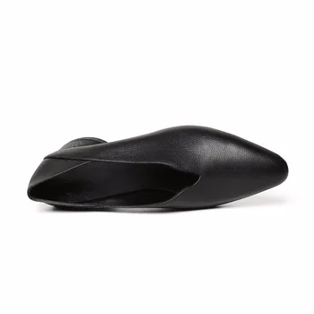 Krazing Pot 2018 ægte læder Europæiske designer mærke sko hule spids tå tyk med hæle Britiske simpel engelsk pumper L70