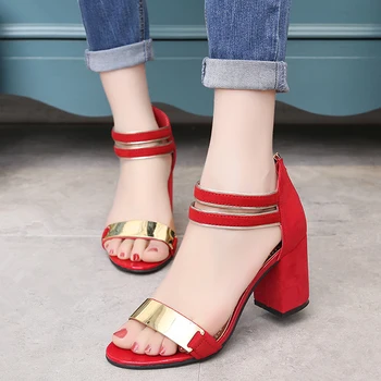 Kvinder sandaler 2018 nye sommer høj kvalitet flok høje hæle sandaler mode metal dekoration sandaler til kvinder mujer sandalias