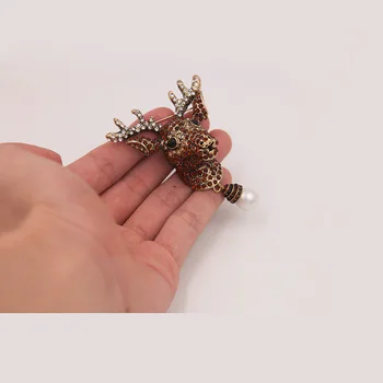 Lucky Jul Rådyr Elg Broche Pin Krystal Rhinestone Dyr Dråbeformet Perle Vintage Smykker Tilbehør Gave