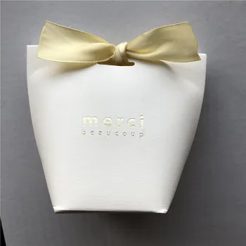 MERCI BEAUCOUP Hvid Farve Bryllup Gave Æsker af Papir Cake Box Baby Shower Fordel Kasser kreative Candy Box Med Bånd 100pcs
