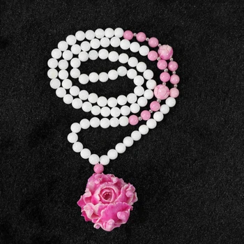 Mode 6mm hvid shell runde perler med 24x37mm farverige blomster vedhæng kvinder smykker håndlavet nacklace 28