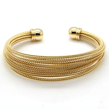 Mode Multilayer Kabel Snoet Armbånd I Rustfrit Stål, Sølv 1 Guld Kabel Ledninger Armbånd Armbånd Smykker Til Kvinder