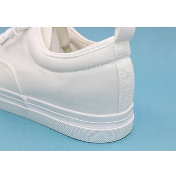 Mænd sko fashion sort/hvid lace-up lærred sko åndbar mænd casual sko fladskærms kvalitet størrelsen 39-44 a573m