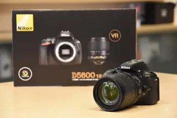 Nikon D5600 DSLR-Kamera -24.2 MP -Full HD 1080p -Wi-Fi Bluetooth med AF-S 18-55mm VR-Objektiv Kit