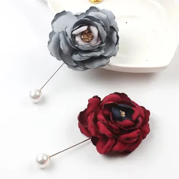 Smukke Blomster Brocher Corsage Til Kvinder, Piger Simuleret Pearl Legeret Metal Broche Tørklæde Klip Smykker Gaver Engros WYAZSY