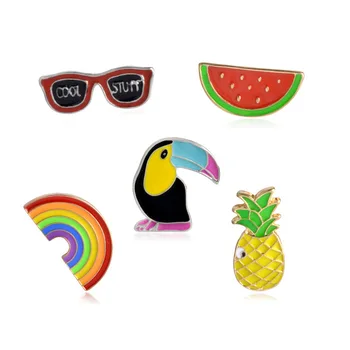 Solbriller Rainbow Toucan Kawaii Tegnefilm Emalje Ikoner på Den Pin-kode, Kawaii Ikonet Badge på Rygsæk Badges til Tøj Metal Badges