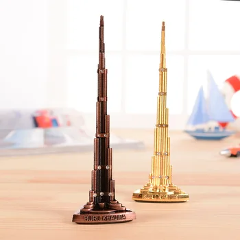 Verdens højeste bygning Burj Khalifa Tower Model med Ord Bronze Tower Figur Miniaturer Hjem Dekoration gaver semi-ædle Vintage håndværk