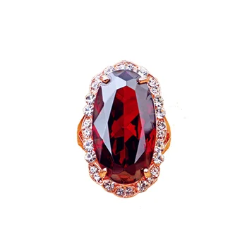 Vintage Overdrevet Rektangel Stor Oval Due æg Mørk Rød Cubic Zirconia Krystal Ring i Rosa Guld Farve Kvinder Party Smykker